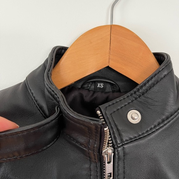 Black 100% Leather Jacket - Picture 4 of 5